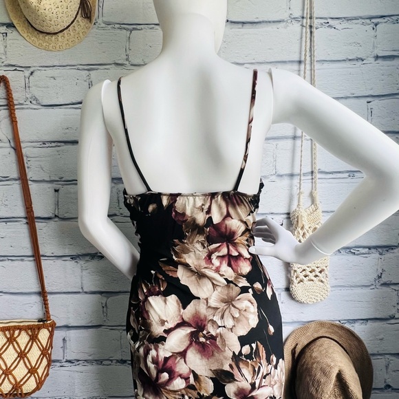 Fashion Nova Midi Dress - Picture 8 of 14